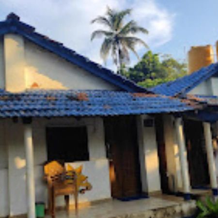R K Beach Cottage Gokarna  Extérieur photo